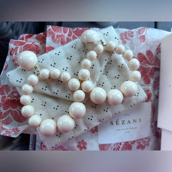 Sezane Jewelry - Sezane Charlie pearl earrings